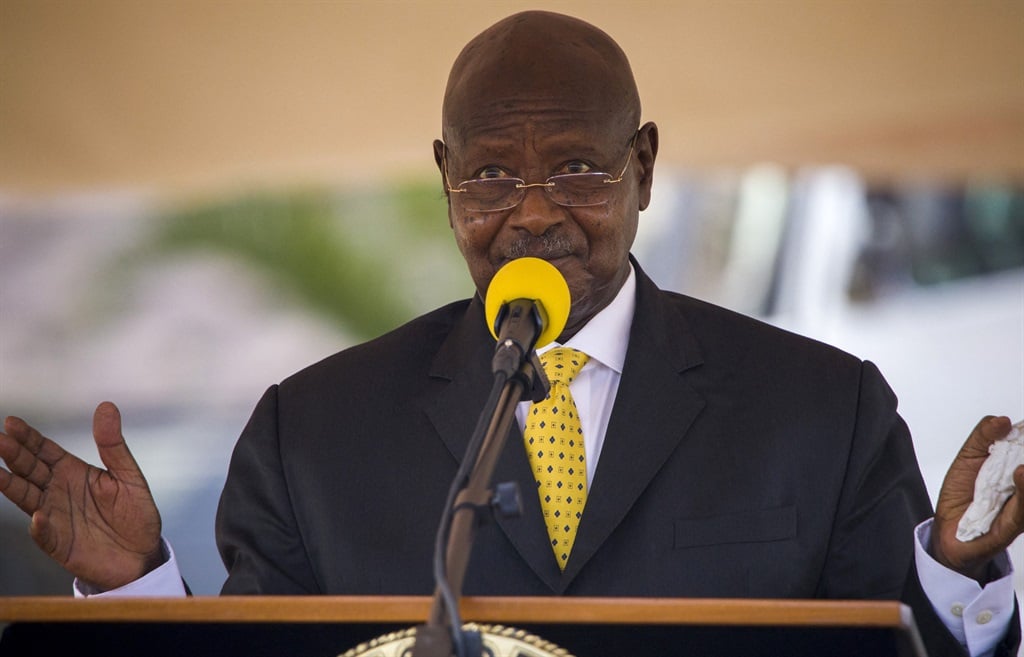 „Vojaci sú tu, aby bojovali, nie sedeli“: Museveni hovorí, že jeho armáda je v prípade potreby pripravená v Mozambiku