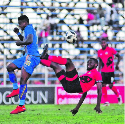 Tshakhuma Tsha Madzivhandila and Royal Eagles clash in a promotional play-off match in Thohoyandou. Picture: Lucas Ledwaba / Mukurukuru Media 