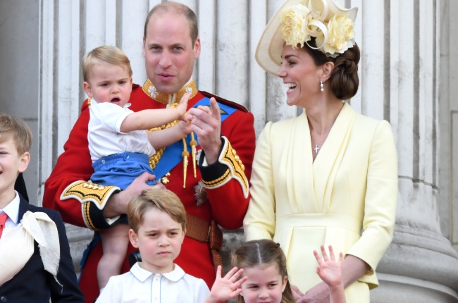 The Cambridges: Prince William, Kate Middelton, Prince Louis, Prince George and Princess Charlotte. (PHOTO: Karwai Tang/Getty Images)