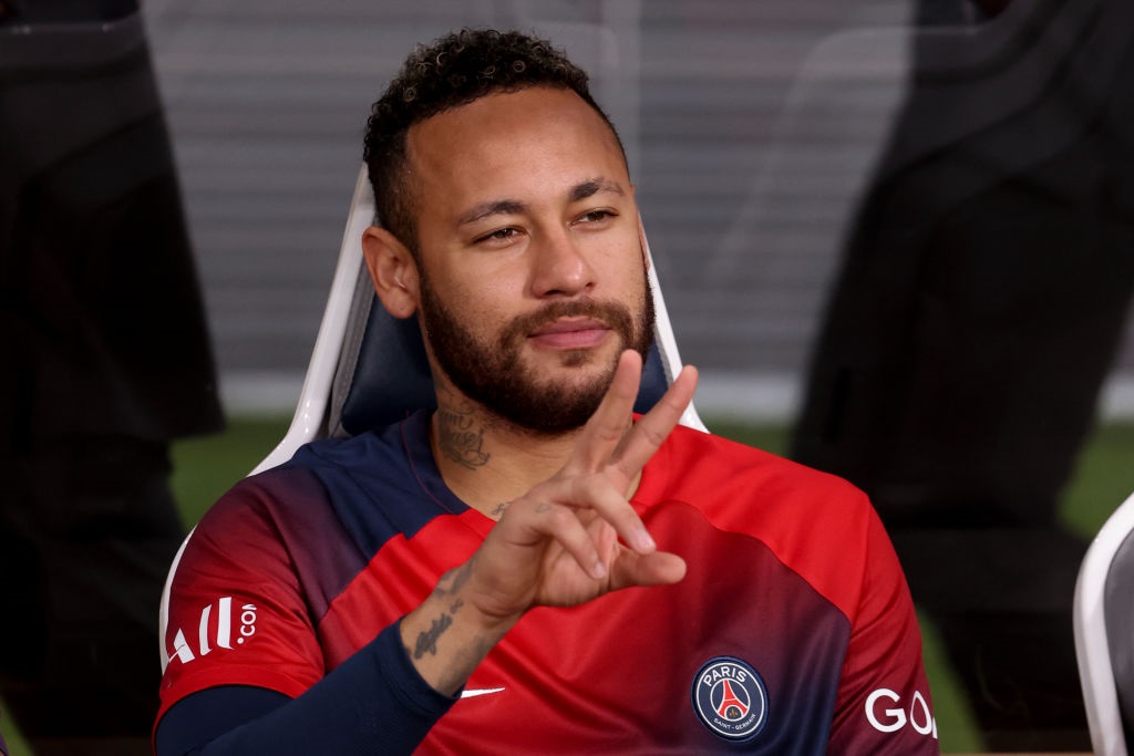 From private plane to 25-bedroom house: List of mind-boggling perks Neymar  will receive at Al Hilal PSG Neymar contract
