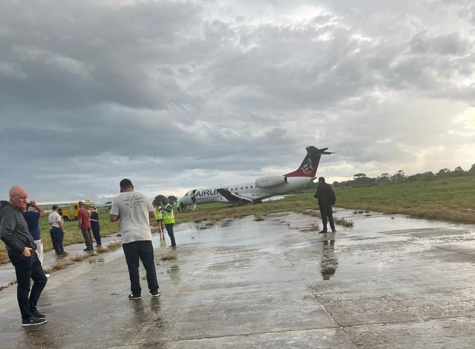 An Arlink aircraft skidded off the runway after landing at the Pemba Airport in Mozambique. 