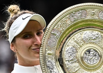 'Tennis is crazy': Wimbledon champ Vondrousova gives pet-sitting hubby perfect anniversary gift