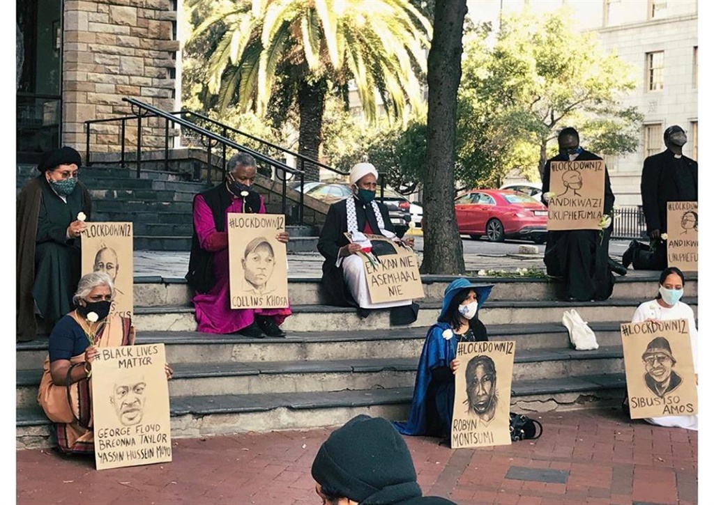 Faith leaders hold a silent Vigil at St George's Cathedral in Cape Town  against police brutality. (Supplied by Moulana Abdul Khaliq Ebrahim Allie)