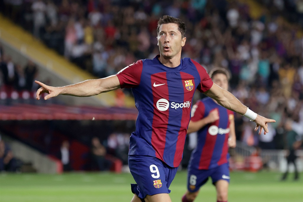 9. Lewandowski – Barça Official Store Spotify Camp Nou