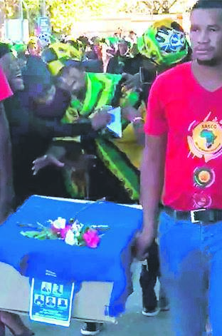 A video of a DA funeral staged by the ANC is circulating on social media.
