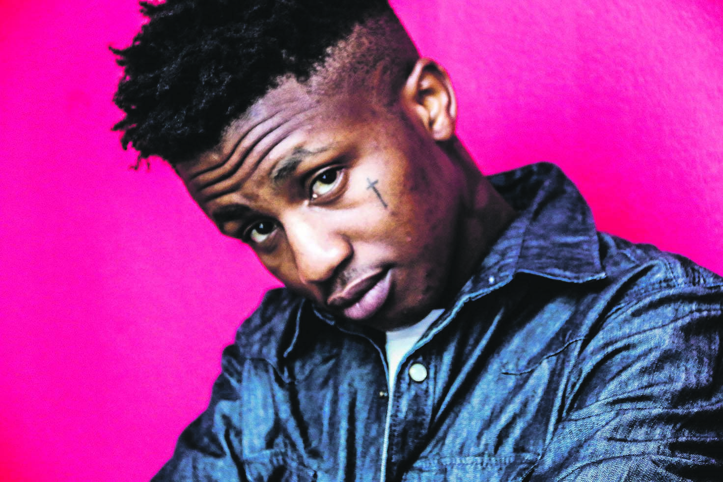 Emtee says he is staying at Ambitiouz Entertainment. He says his focus is on bouncing back with a hit song, in spite of the trouble that’s followed him in the recent past. Photo: Phelokazi Mbude