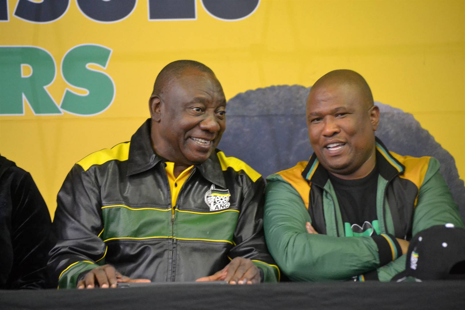 ANC President Cyril Ramaphosa and provincial chairperson Oscar Mabuyane shared a light moment during his campaign in Port Elizabeth. Picture: Luvuyo Mehlwana
