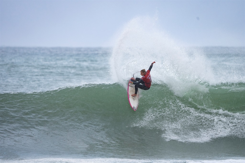 Lakey Peterson and Filipe Toledo Win 2023 Corona Open J-Bay