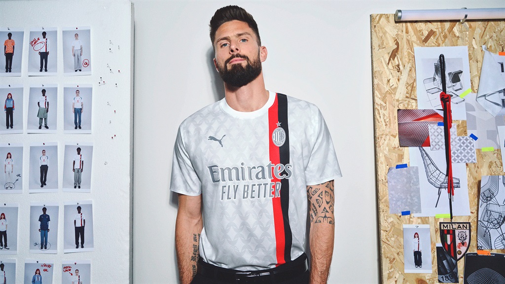 PUMA proudly introduces the new AC Milan Away kit 