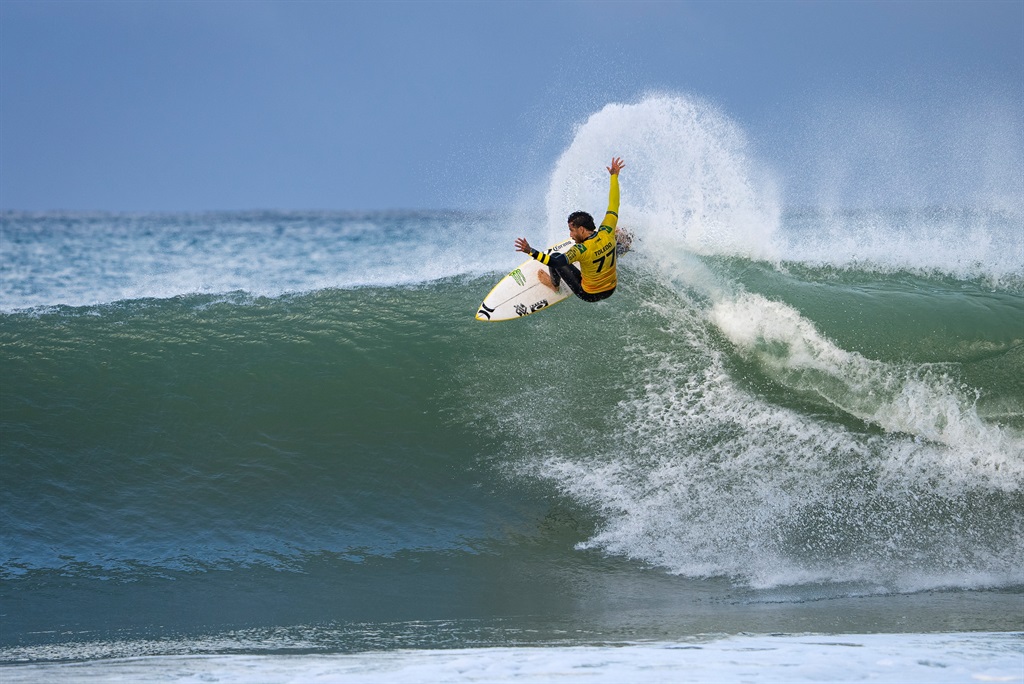 Lakey Peterson and Filipe Toledo Win 2023 Corona Open J-Bay