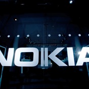Nokia profit falls as US clients slash spending