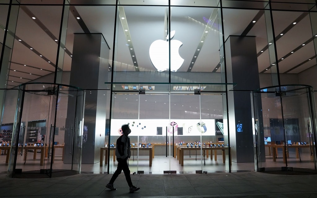 Apple has €13bn Irish tax bill overturned
