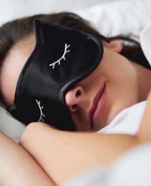 There’s nothing worse than waking up groggy in the morning.
(Photo: Getty Images)