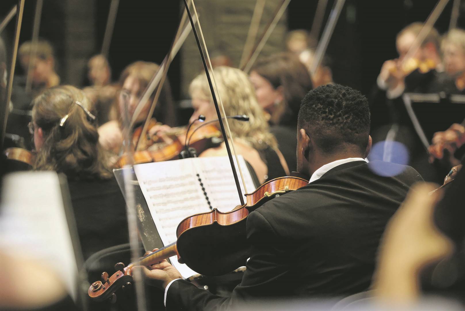 Mzansi philharmonic orchestra provides R3 million in funding for