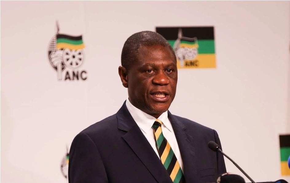 Deputy President Paul Mashatile's office insists he wasn't there when the incident happened. 
