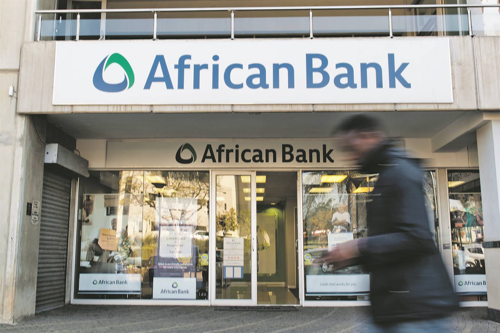 The SA Reserve Bank has invited interested parties to put up their hands for its 50% stake in African Bank. 