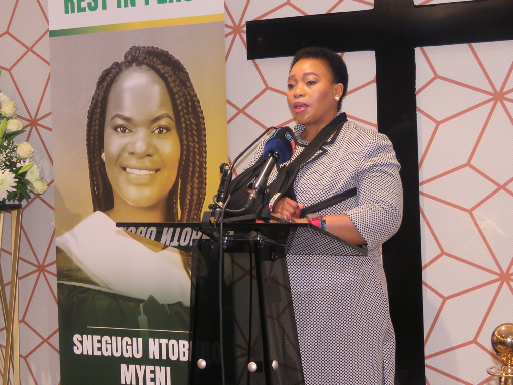 Premier Nomusa Dube-Ncube speaking at Snegugu's memorial service. Photo by Ntebatse Masipa
