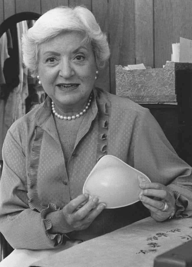 Mrs. Ruth Handler, creator of Nearly Me women's prosthesis, 1977 vintage  press photo print - Historic Images