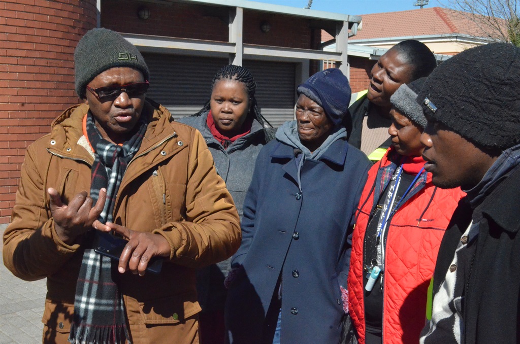 Community leader Mpinini Mabotha addressed the res