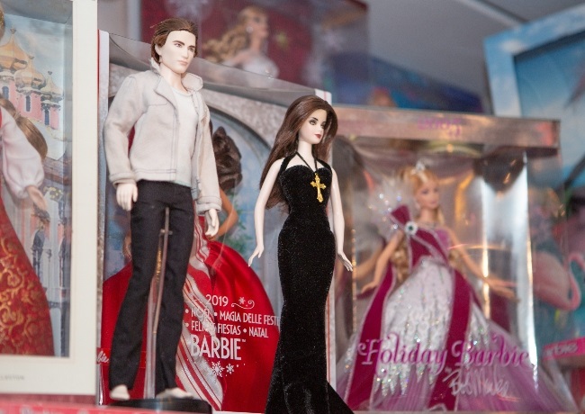 See this Cape Town man's incredible collection of 1 500 Barbie dolls worth  R1,5 million