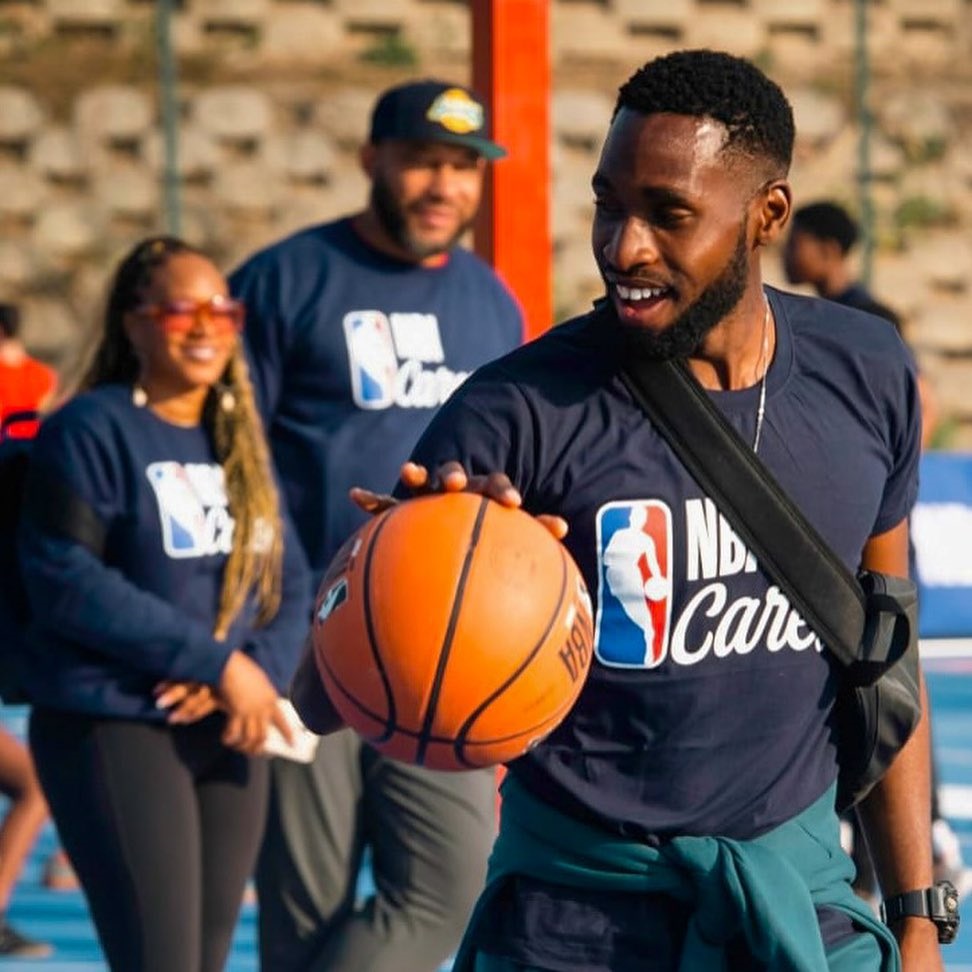 Orlando Pirates baller Fortune Makaringe hooping at a recent NBA Cares event. 