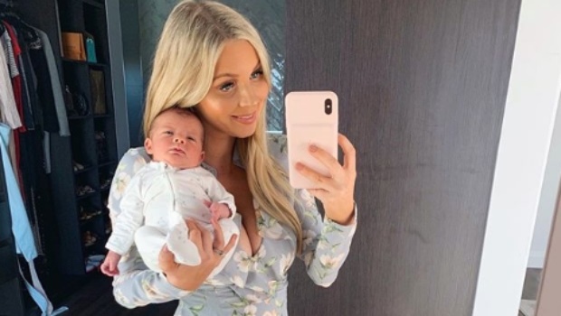 Influencer shares candid image of her body 24 hours after giving birth ...