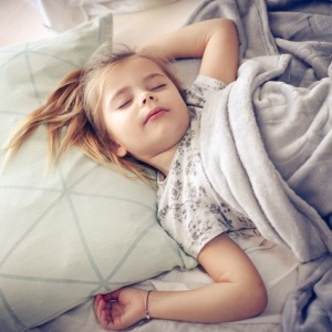 Kids need a good night's sleep to do well at school. 