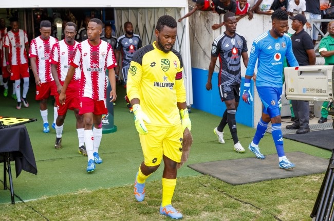 Crystal Lake's goalkeeper and captain, Excellent Mhondo, had a nightmare against Pirates, conceding four of the six goals the team lost by. 
(Photo by Dirk Kotze/Gallo Images)