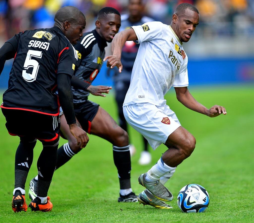 CAPE TOWN, SOUTH AFRICA - SEPTEMBER 03: Iqraam Rayners of Stellenbosch FC during the MTN8 semi final, 1st leg match between Stellenbosch FC and Orlando Pirates at Athlone Stadium on September 03, 2023 in Cape Town, South Africa. (Photo by Ashley Vlotman/Gallo Images)