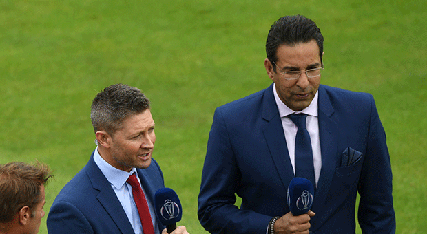 Wasim Akram and Michael Clarke (Getty Images)