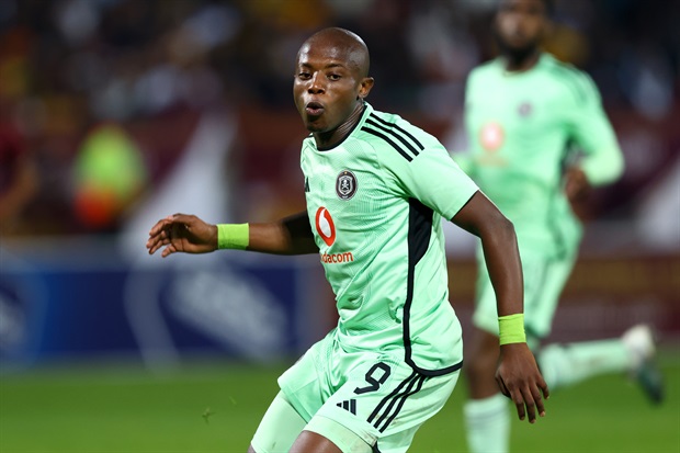 Everything clicks into place as Orlando Pirates run riot against  Stellenbosch FC