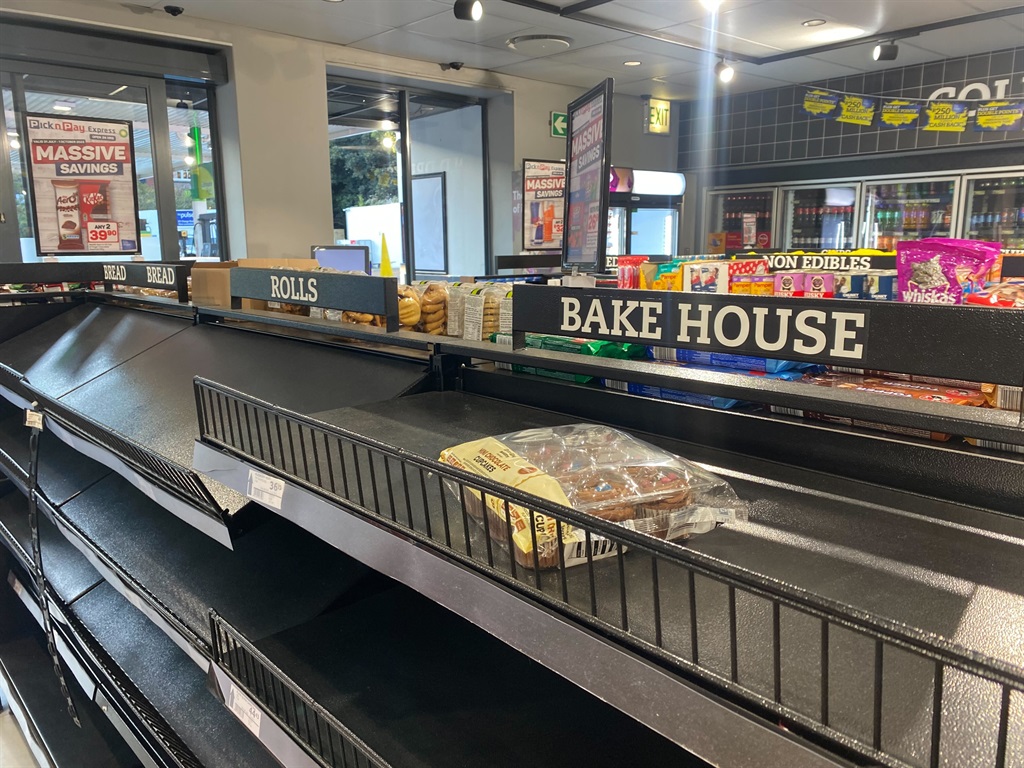 taxi strike,bread,empty shelves