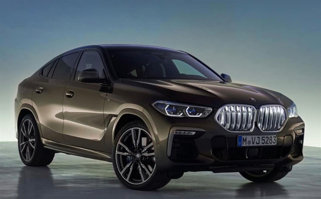 Leaked pictures of the new BMW X6. 
