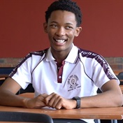 'Our friendship pushed us': Three Soweto matrics achieve a combined 21 distinctions