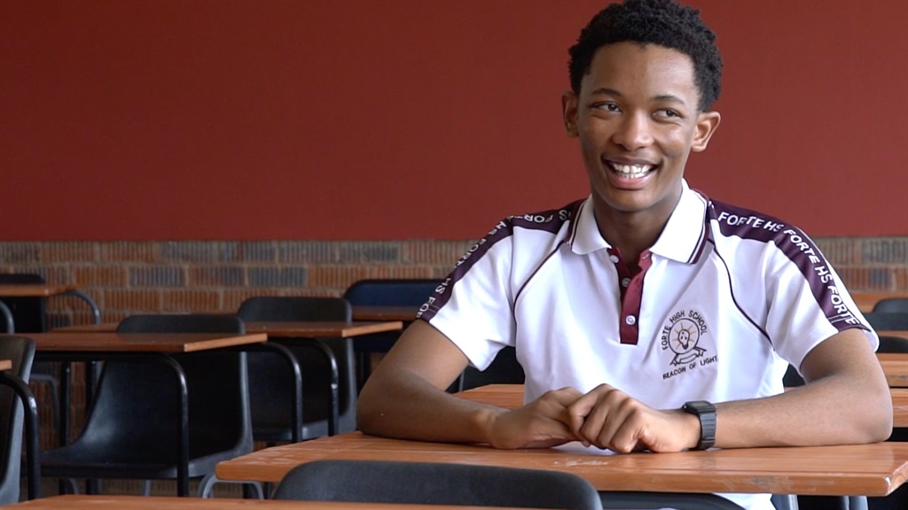 Kamogelo Pedinyana attained eight distinctions in English, Mathematics, Physical Science, Business Studies, Accounting, Life Orientation, Setswana and Life Sciences.