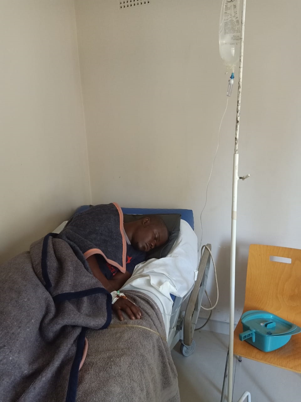 Zimbabwean journalists nephew hospitalised after h