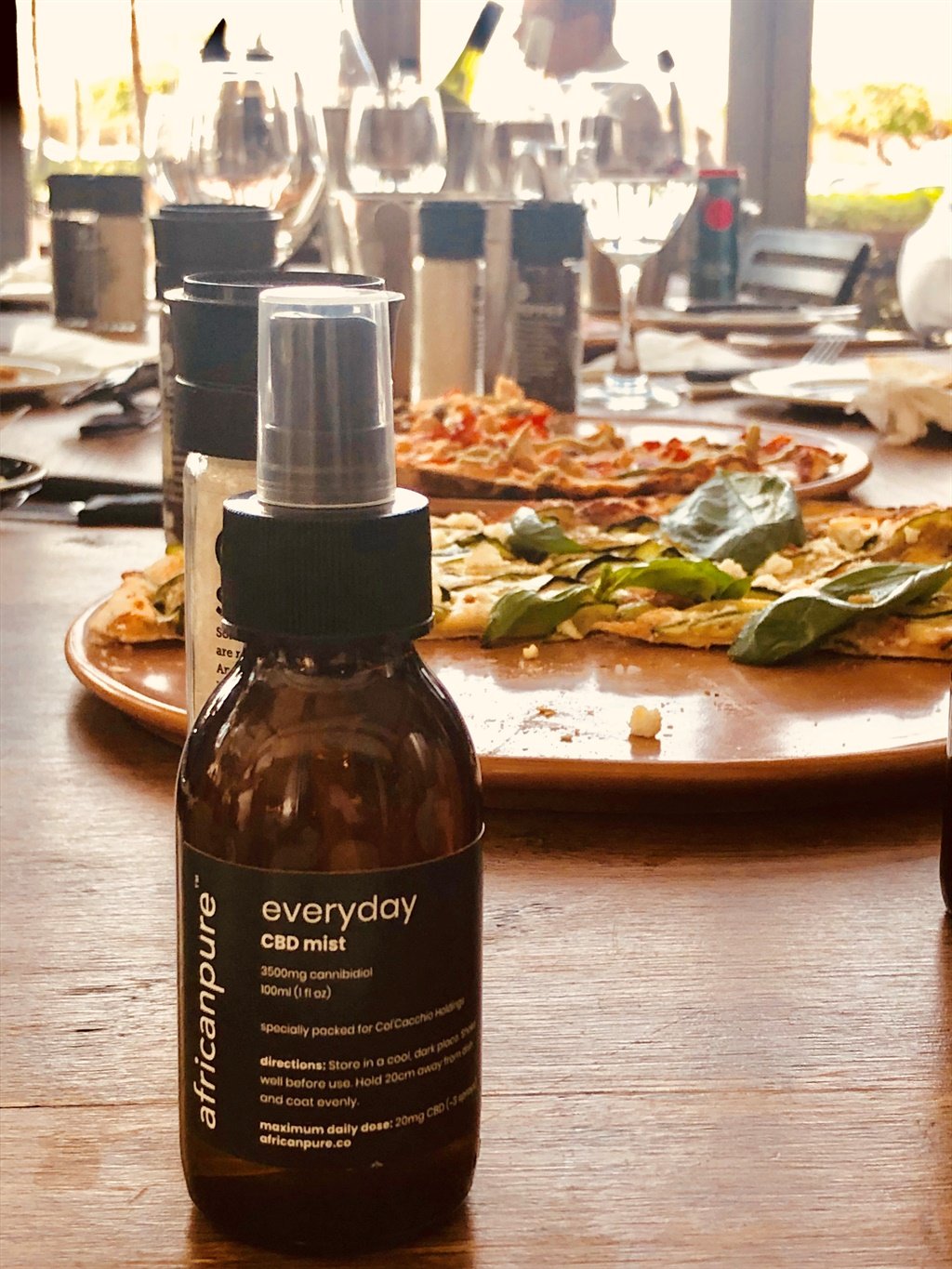 Only the healthy stuff: The CBD spray is the star of the day. We can't wait for the THC version. 
pictures:Phumlani S Langa 