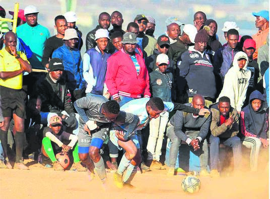 Fans at the Maimane Phiri Games have been warned to start behaving well or face the law.  Photo byThemba Makofane