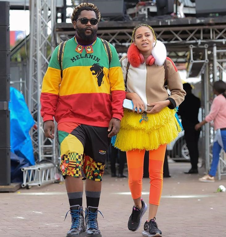 HOT OR NOT: BET International Award winners Sjava and Sho Madjozi were seen hanging together in KZN at the weekend.

 Photo by Instagram/Eyadini Lounge