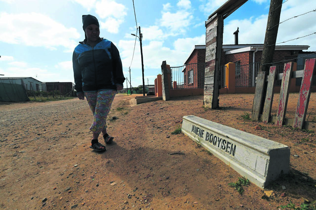 A street in Bredasdorp is named after Anene Booysen.  