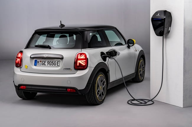 Review 21 Mini Cooper Se Is Sa S Cheapest Electric Car Worthy Of Its R680k Price Wheels