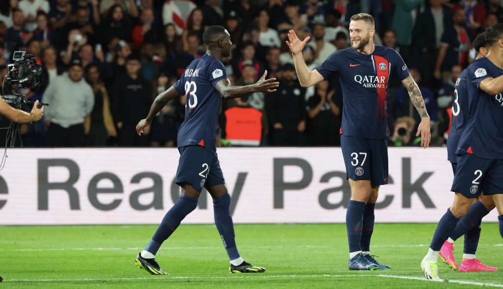 PSG 4-0 Marseille: Achraf Hakimi and Randal Kolo Muani star in Le