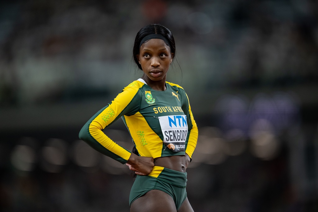 Efforts to get Prudence Sekgodiso to run in the 800m final were invain