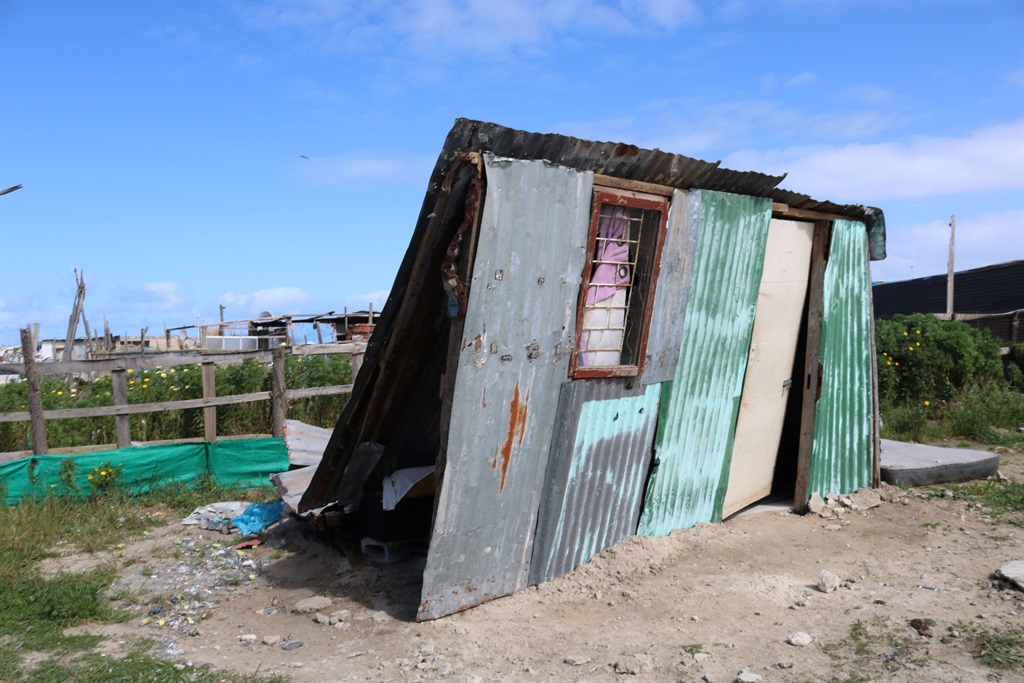 Residents from Siyakhana informal settlement said backyard dwellers and residents from the formal houses around their kasi are making their lives a living hell. Photo by Lulekwa Mbadamane