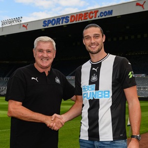 Steve Bruce and Andy Carroll (Newcastle United)