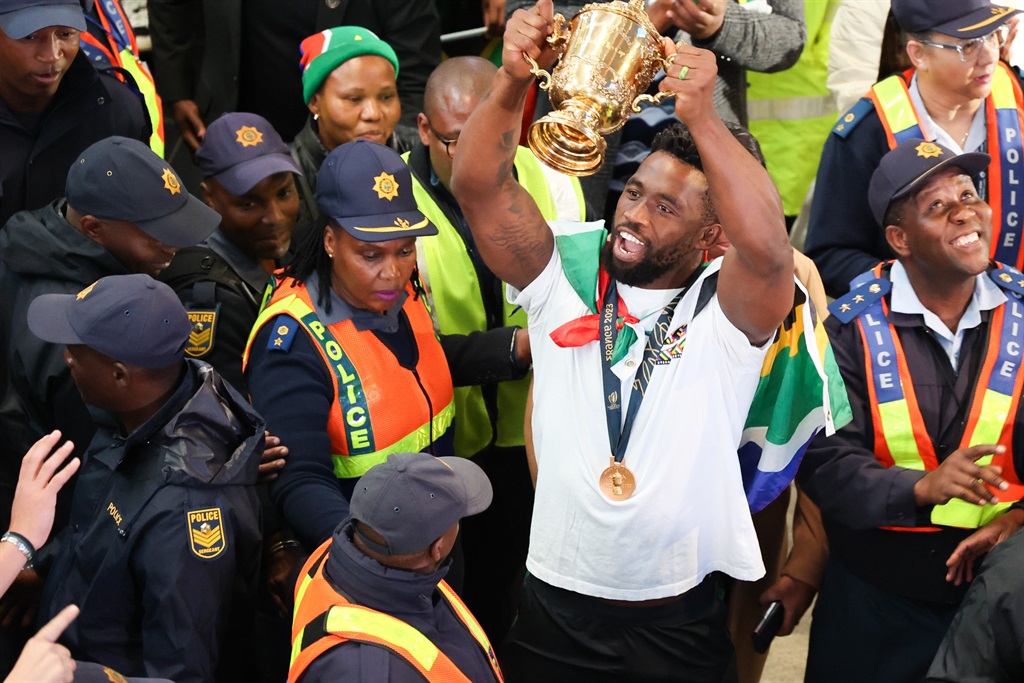 Springboks Captain Siya Kolisi is welcomed by fans