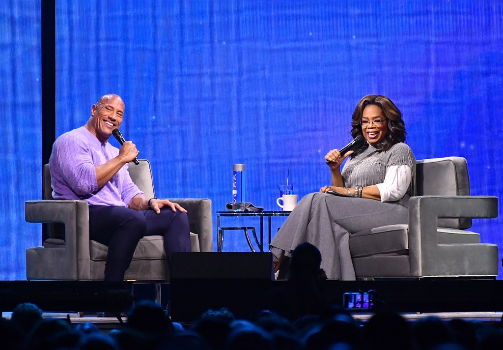 Dwayne Johnson and Oprah Winfrey onstage during Oprah's 2020 Vision: Your Life in Focus Tour presented by WW (Weight Watchers Reimagined) at State Farm Arena on January 25, 2020 in Atlanta, Georgia. 