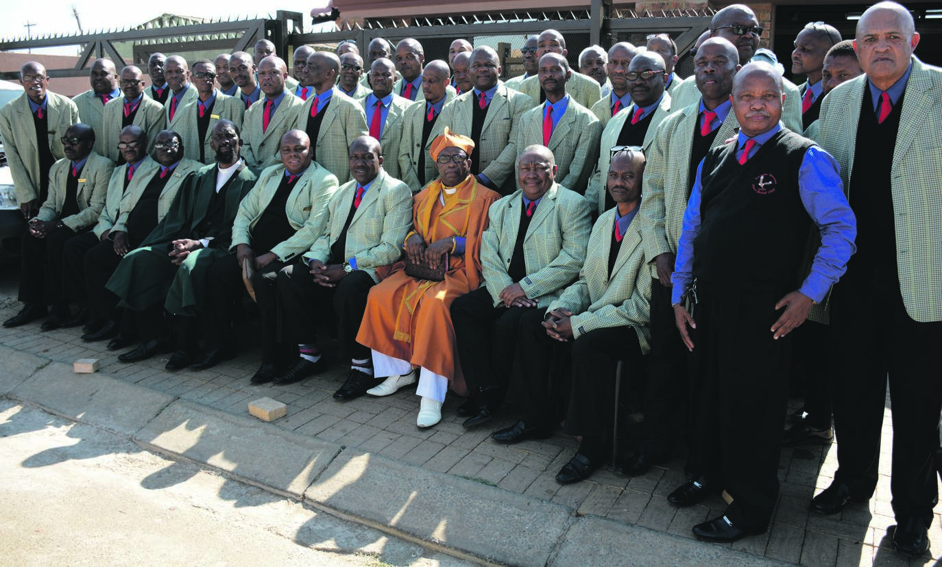 Members of Sonqoba Simunye Men burial society.      Photo by Muntu Nkosi