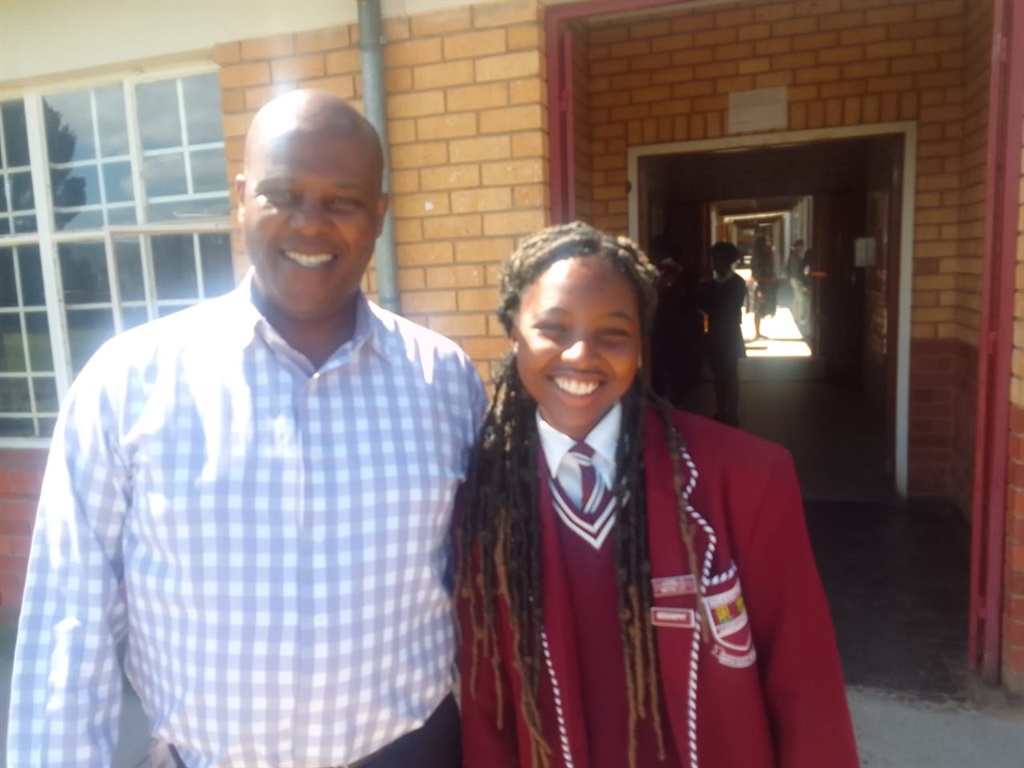 Nkwanca High School principal, Nkosinathi Mbutuma and Esihle Beyile.