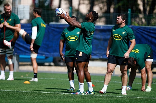 Springbok captain Siya Kolisi flanked by flank Marco van Staden and prop Retshegofaditswe Nche at the Springboks' first World Cup training session in Toulon. 